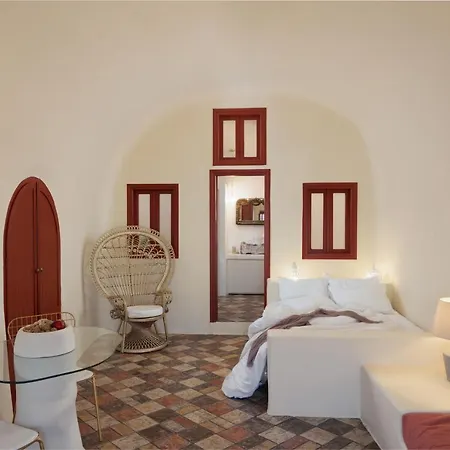 The Architect's Cave House Oia (Santorini)