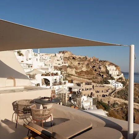 The Architect's Cave House Oia (Santorini)