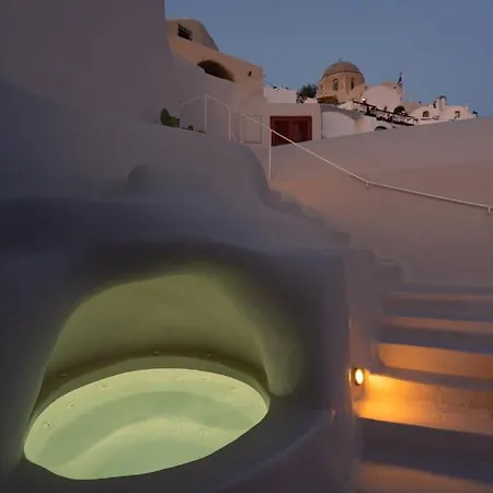 شقة The Architect's Cave House أويا