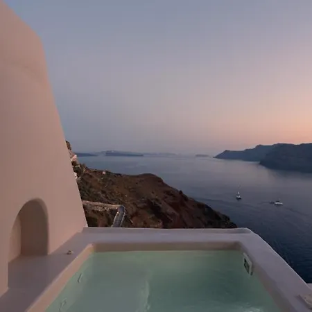 The Architect's Cave House * Oia