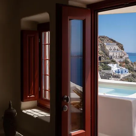 The Architect's Cave House Oia