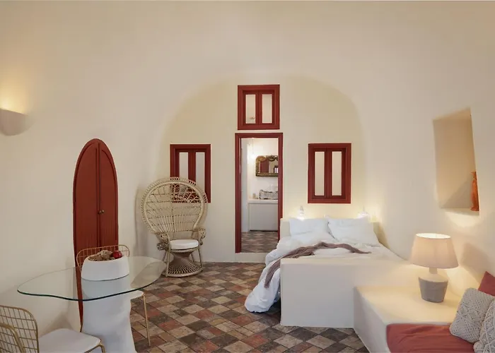 The Architect's Cave House Oia