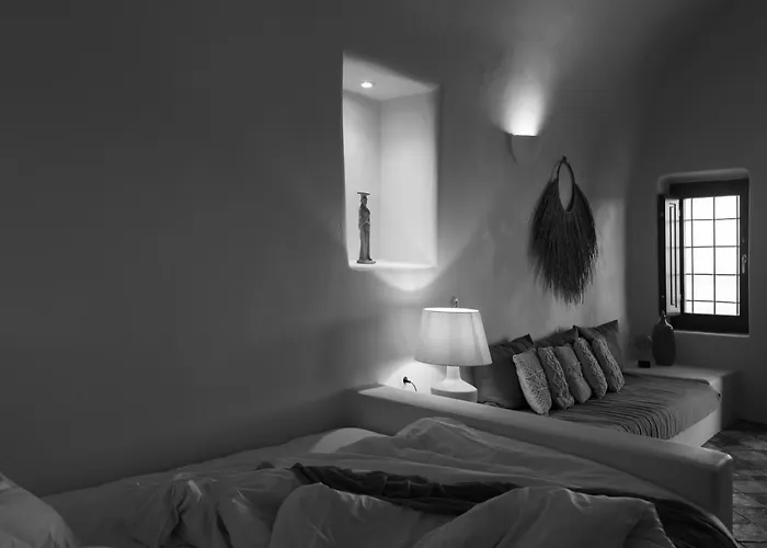 The Architect's Cave House * Oia